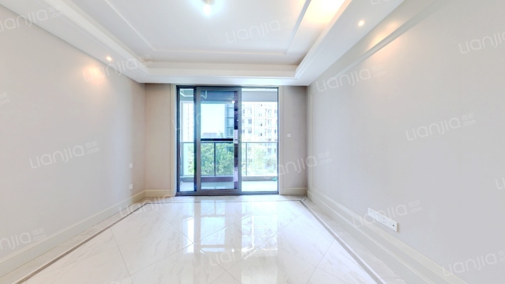 翡翠城四期二手房实景图