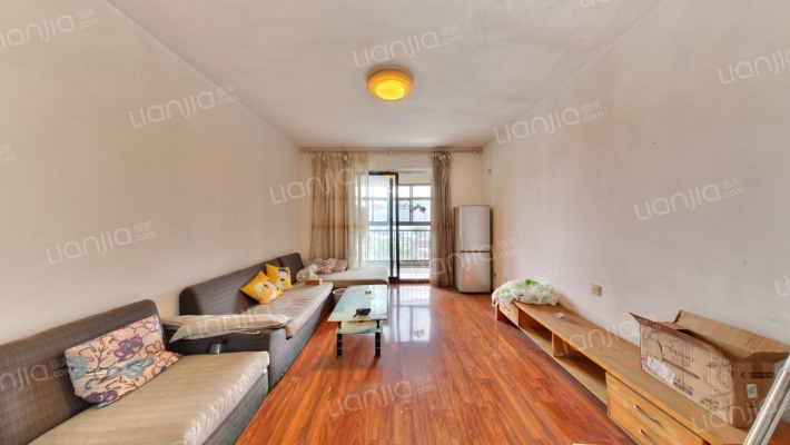 荣尚花苑二手房实景图