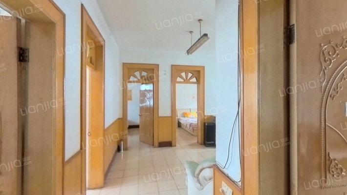 三中家属院二手房实景图