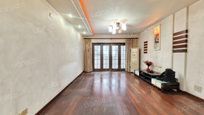 泰华苑二手房实景图