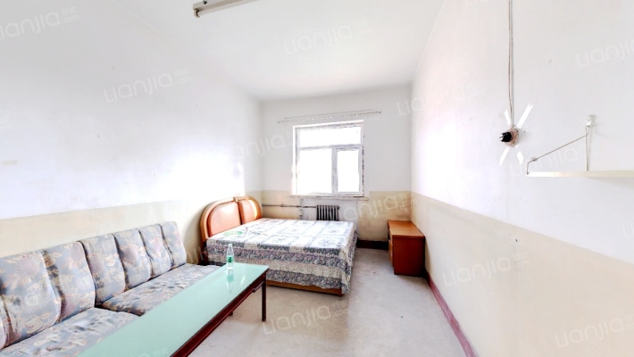 二十七中宿舍二手房实景图