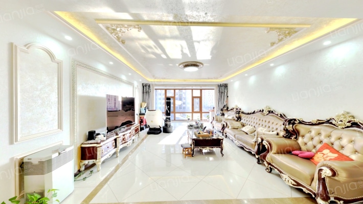 HILLS蓝天C区二手房实景图