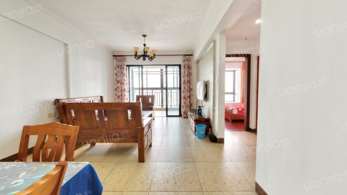 南海佳园二手房实景图