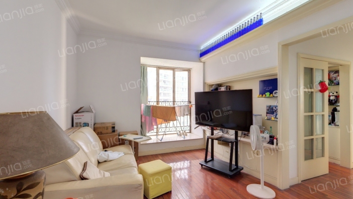 华景新城逸宁居二手房实景图