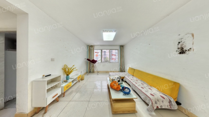 卫欣苑二手房实景图