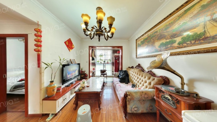 泉水人家三期B区二手房实景图