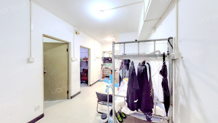 宝岗大厦二手房实景图