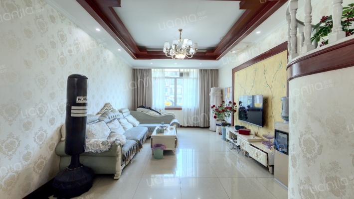 中亚大厦二手房实景图