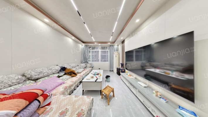 东西大街东二段28号二手房实景图