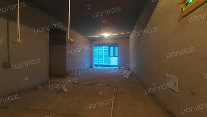 中州嘉苑F区二手房实景图