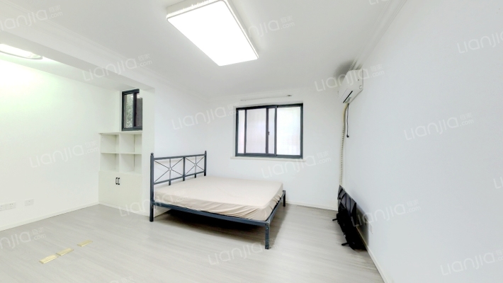 龙柏二村二手房实景图