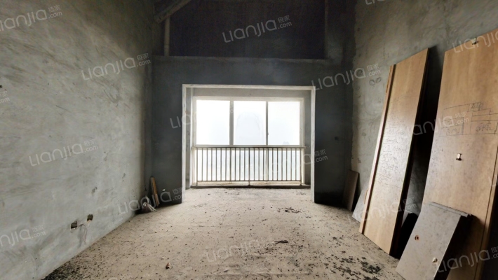 蜀冠欧洲新城二手房实景图