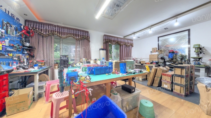 蓝光香瑞湖二手房实景图