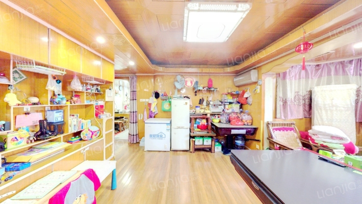 灵响小区二手房实景图