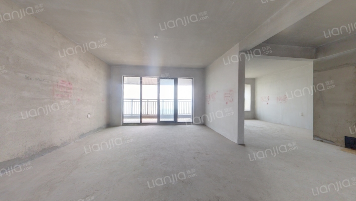 纯水岸东湖三期二手房实景图