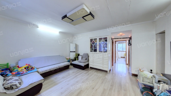 鸿西家园二手房实景图