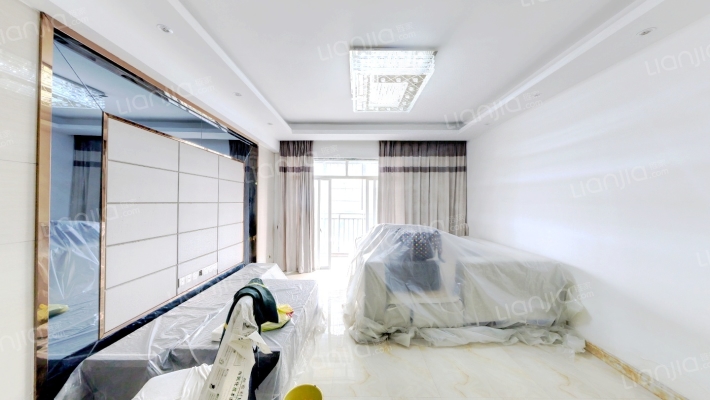 云峰雅苑二手房实景图