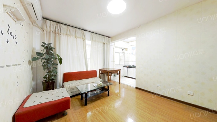 都市100二手房实景图