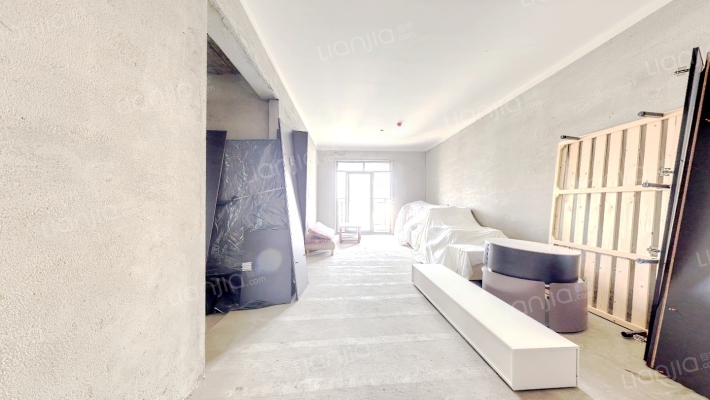 鸿湖景天二手房实景图