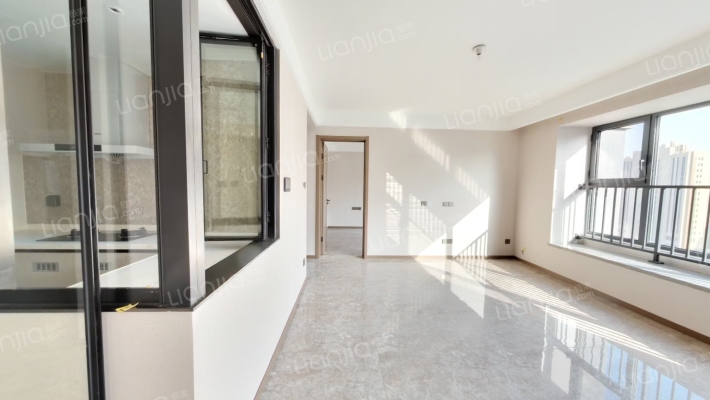 融创宸阅和鸣二手房实景图