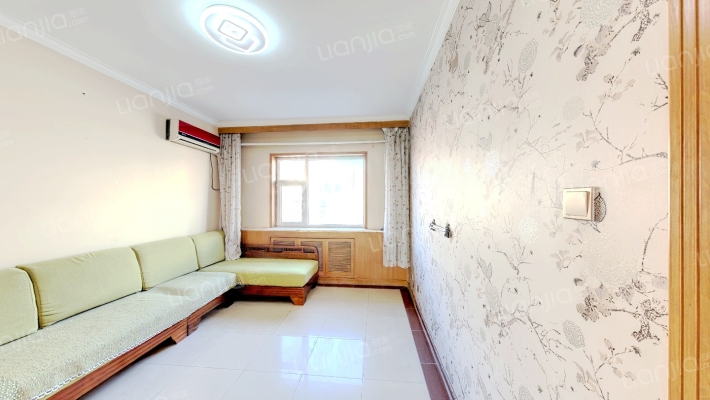 南海西街信投公司宿舍二手房实景图