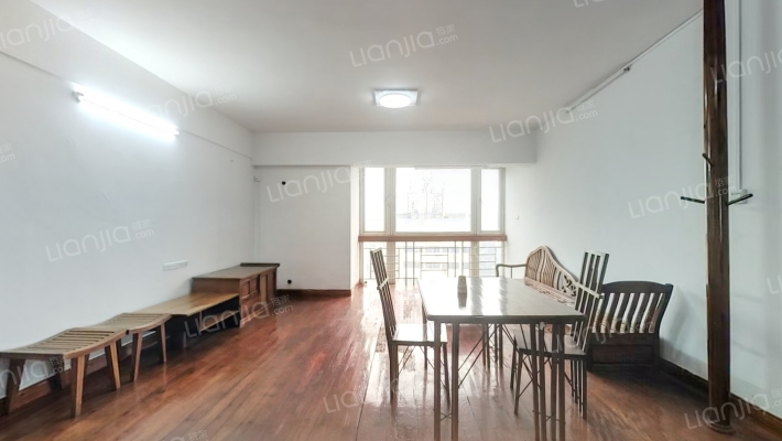 怡嘉华庭二手房实景图