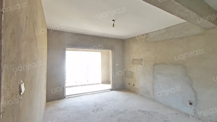 亿嘉名苑二手房实景图