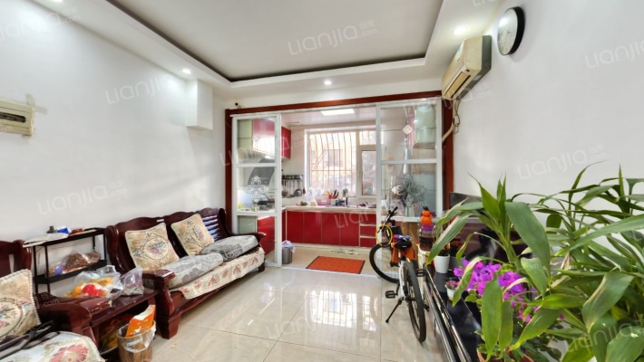 龙畔金泉四期二手房实景图