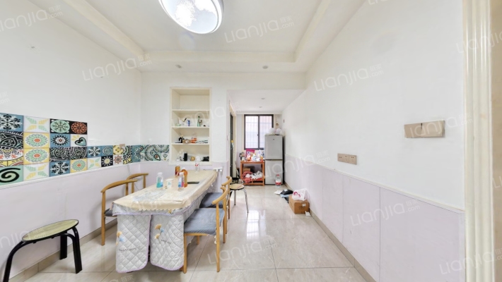 假山路小区二手房实景图