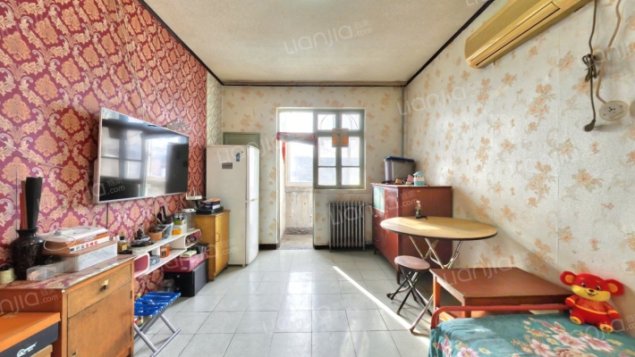 民主北街22号院二手房实景图