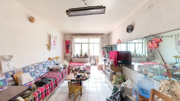 市政设施家属楼二手房实景图