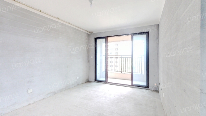 君华水岸二手房实景图