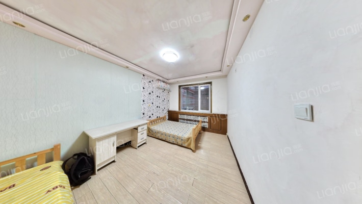 沿湖小区二手房实景图