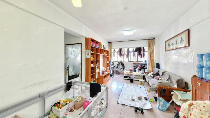 松盛大厦二手房实景图