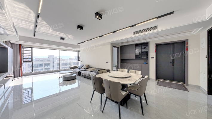 保利金香槟二手房实景图