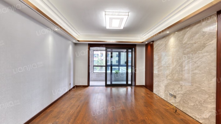 堇天府二手房实景图