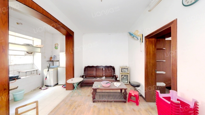 百会药业第二生活区二手房实景图