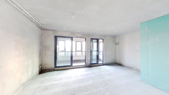 万兴林里间二手房实景图