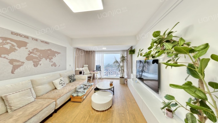 东能华府二手房实景图