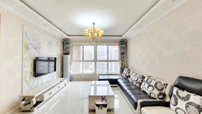 浪琴湾二手房实景图