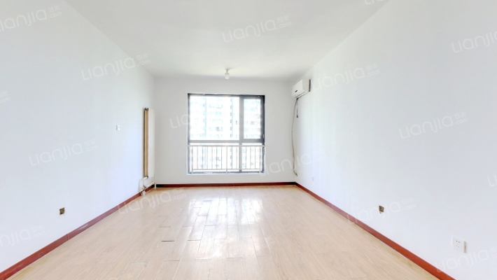 南山世纪华庭二手房实景图