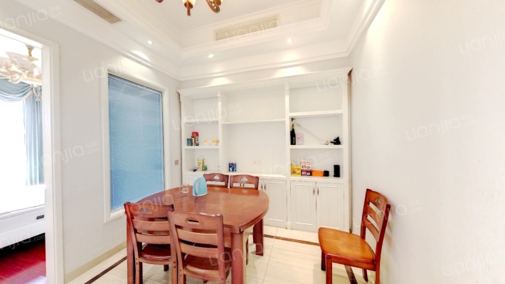 盛世华庭二手房实景图