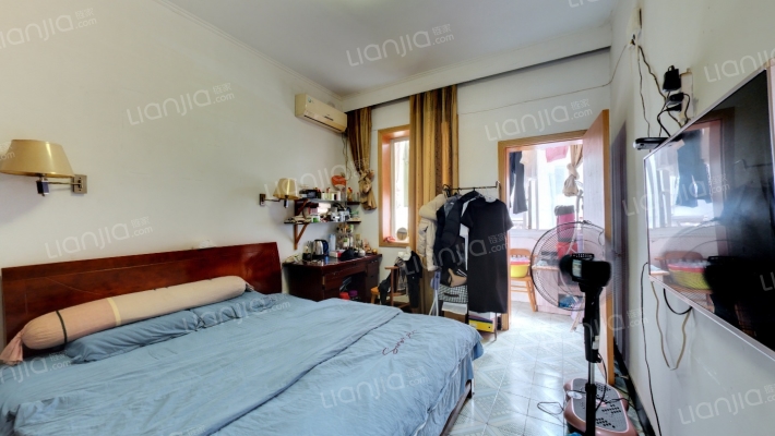 百尺溇路111号二手房实景图