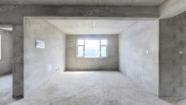 金岸一家二手房实景图