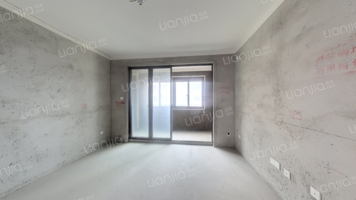 淀山湖花园礼苑二手房实景图