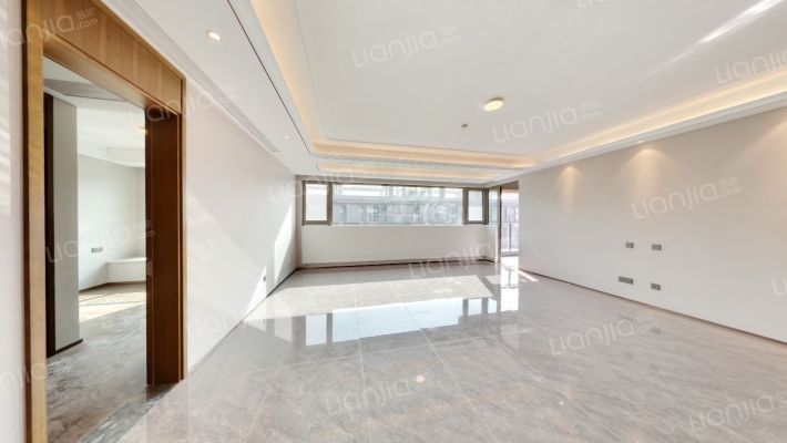 保利鹊华赋二手房实景图