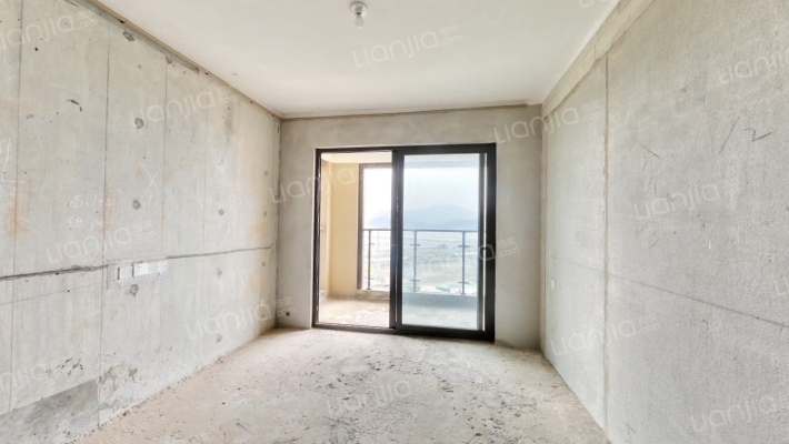 碧桂园樾府二手房实景图