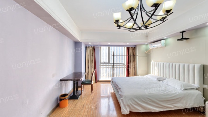 万达广场商务综合楼二手房实景图