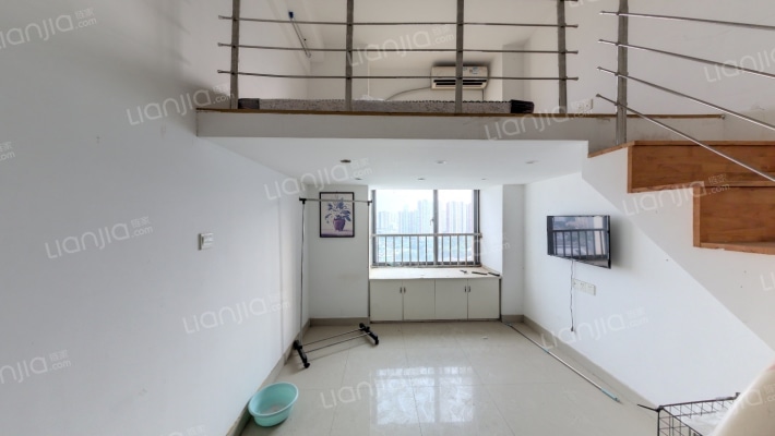 甲壳虫大厦二手房实景图