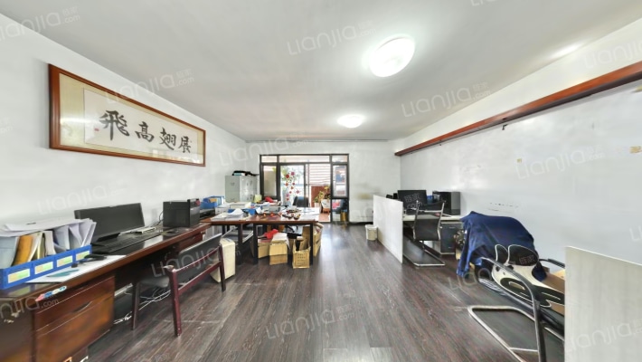 金江小区旭苑二手房实景图